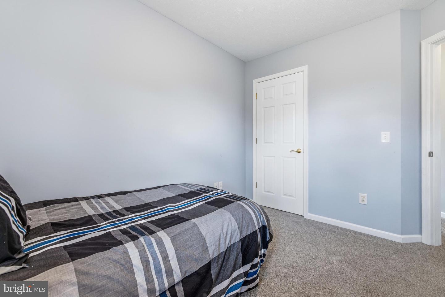 2341 VIRGINIA AVE, HARRISONBURG, Virginia 22802, 3 Bedrooms Bedrooms, 11 Rooms Rooms,2 BathroomsBathrooms,Residential,For sale,2341 VIRGINIA AVE,VAHC2000558 MLS # VAHC2000558