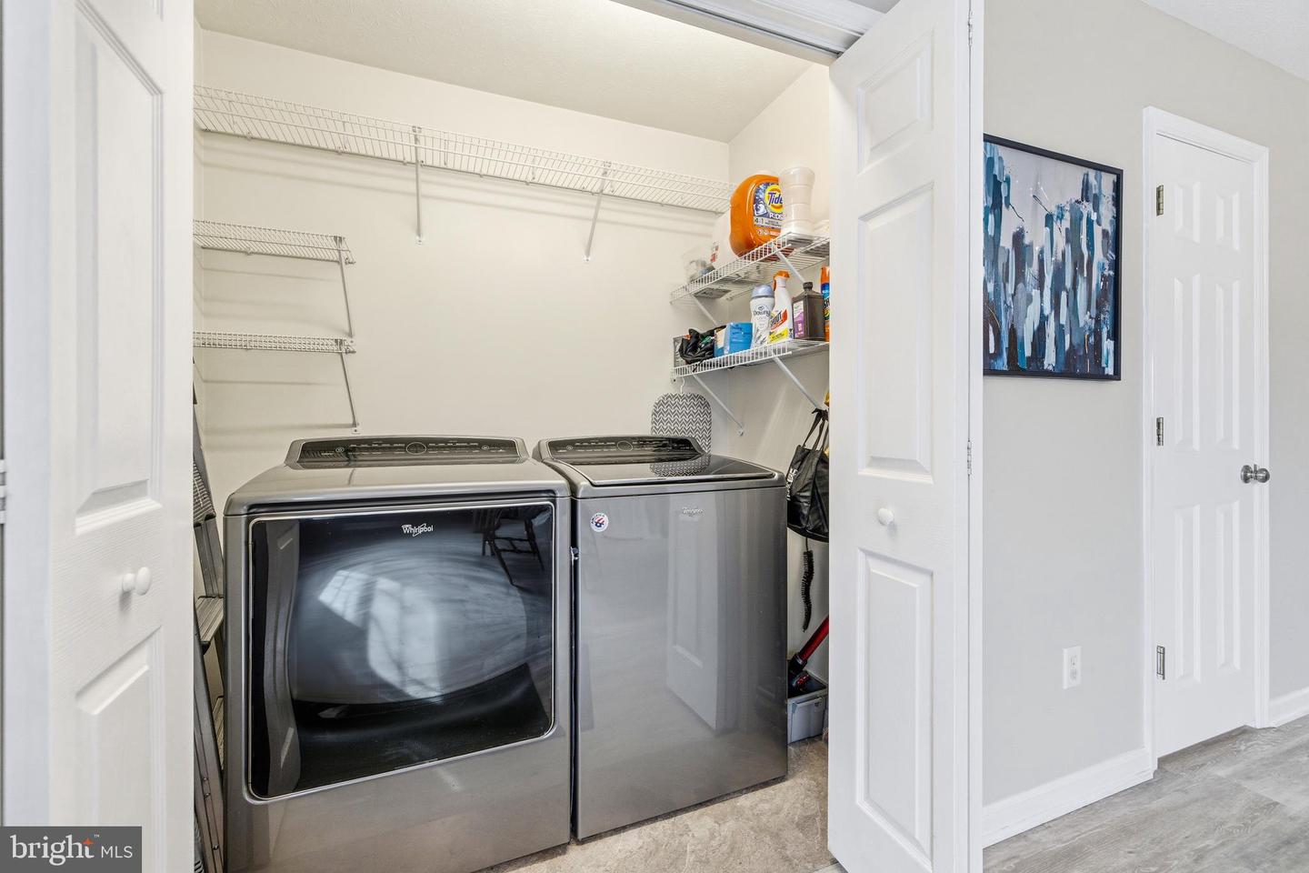 2341 VIRGINIA AVE, HARRISONBURG, Virginia 22802, 3 Bedrooms Bedrooms, 11 Rooms Rooms,2 BathroomsBathrooms,Residential,For sale,2341 VIRGINIA AVE,VAHC2000558 MLS # VAHC2000558