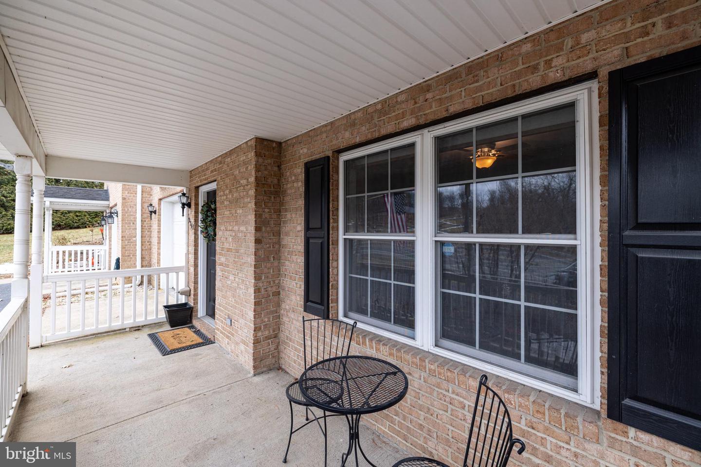 2341 VIRGINIA AVE, HARRISONBURG, Virginia 22802, 3 Bedrooms Bedrooms, 11 Rooms Rooms,2 BathroomsBathrooms,Residential,For sale,2341 VIRGINIA AVE,VAHC2000558 MLS # VAHC2000558