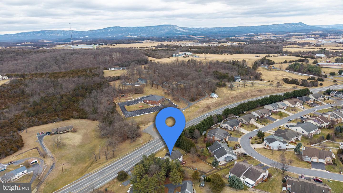 2341 VIRGINIA AVE, HARRISONBURG, Virginia 22802, 3 Bedrooms Bedrooms, 11 Rooms Rooms,2 BathroomsBathrooms,Residential,For sale,2341 VIRGINIA AVE,VAHC2000558 MLS # VAHC2000558