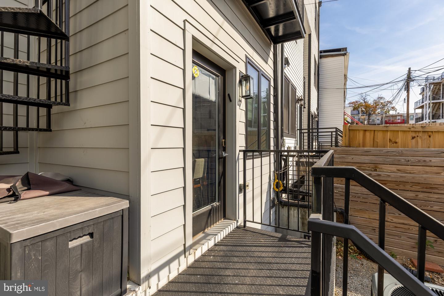 1105 QUEEN ST NE #1, WASHINGTON, District Of Columbia 20002, 2 Bedrooms Bedrooms, ,2 BathroomsBathrooms,Residential,For sale,1105 QUEEN ST NE #1,DCDC2247232 MLS # DCDC2247232