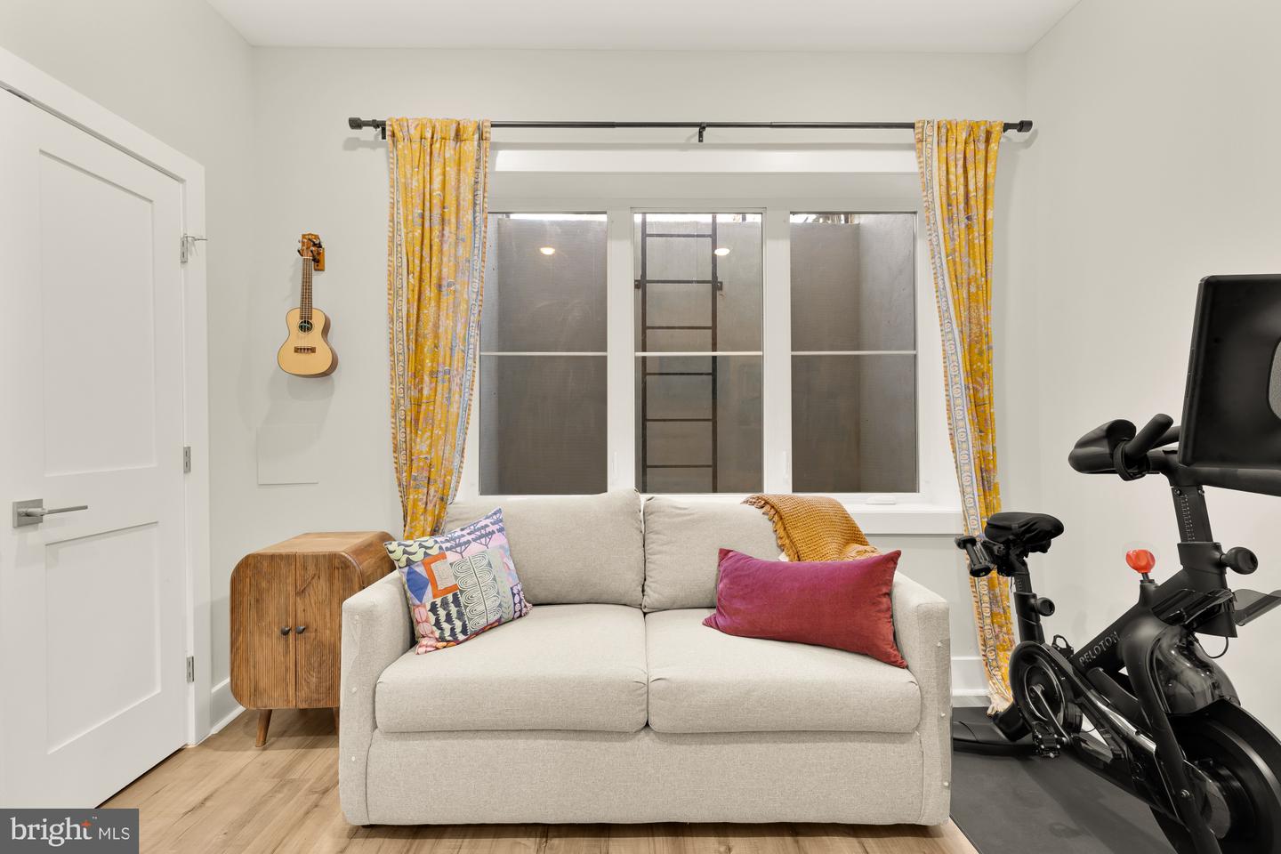 1105 QUEEN ST NE #1, WASHINGTON, District Of Columbia 20002, 2 Bedrooms Bedrooms, ,2 BathroomsBathrooms,Residential,For sale,1105 QUEEN ST NE #1,DCDC2247232 MLS # DCDC2247232