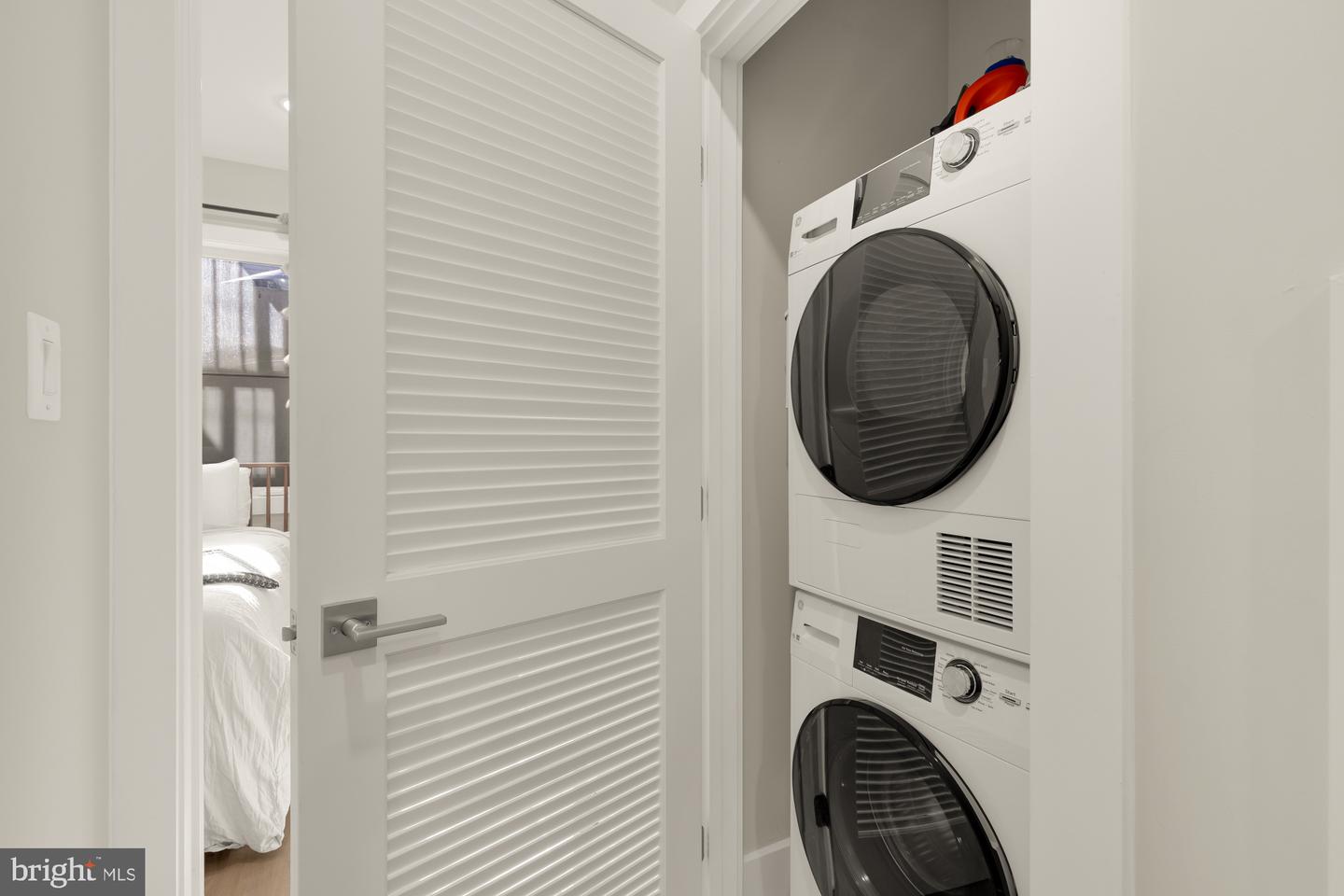 1105 QUEEN ST NE #1, WASHINGTON, District Of Columbia 20002, 2 Bedrooms Bedrooms, ,2 BathroomsBathrooms,Residential,For sale,1105 QUEEN ST NE #1,DCDC2247232 MLS # DCDC2247232