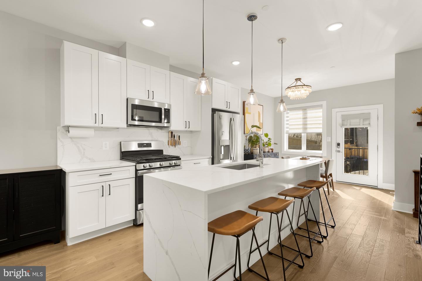 1105 QUEEN ST NE #1, WASHINGTON, District Of Columbia 20002, 2 Bedrooms Bedrooms, ,2 BathroomsBathrooms,Residential,For sale,1105 QUEEN ST NE #1,DCDC2247232 MLS # DCDC2247232