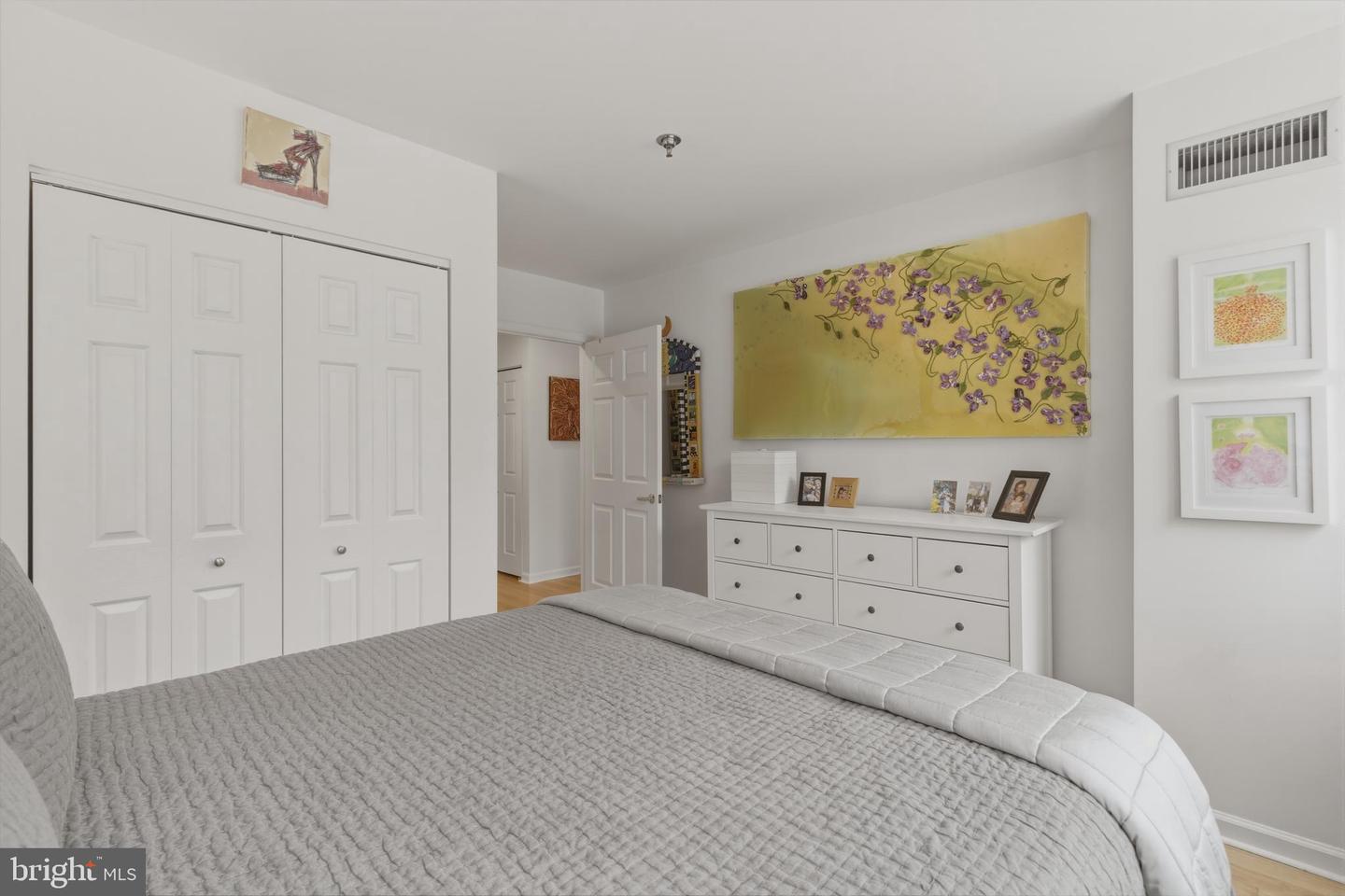 1312 MASSACHUSETTS AVE NW #204, WASHINGTON, District Of Columbia 20005, 2 Bedrooms Bedrooms, ,1 BathroomBathrooms,Residential,For sale,1312 MASSACHUSETTS AVE NW #204,DCDC2247244 MLS # DCDC2247244