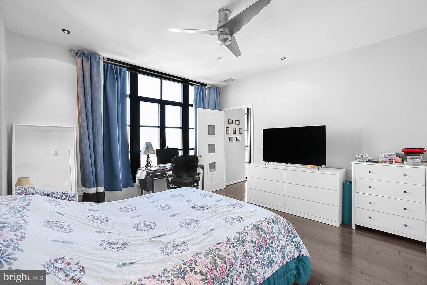 437 NEW YORK AVE NW #1209, WASHINGTON, District Of Columbia 20001, 1 Bedroom Bedrooms, ,1 BathroomBathrooms,Residential,For sale,437 NEW YORK AVE NW #1209,DCDC2247376 MLS # DCDC2247376 437 NEW YORK AVE NW #1209, WASHINGTON, District Of Columbia 20001, 1 Bedroom Bedrooms, ,1 BathroomBathrooms,Residential,For sale,437 NEW YORK AVE NW #1209,DCDC2247376 MLS # DCDC2247376