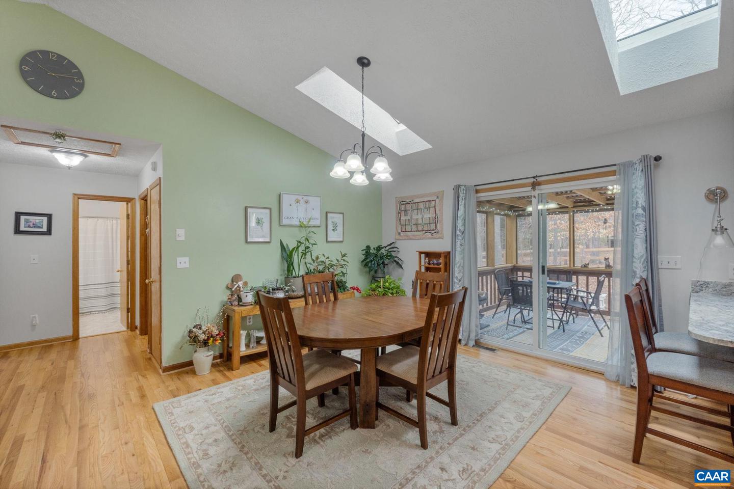 33 COLONIAL RD, PALMYRA, Virginia 22963, 3 Bedrooms Bedrooms, ,2 BathroomsBathrooms,Residential,For sale,33 COLONIAL RD,673578 MLS # 673578 33 COLONIAL RD, PALMYRA, Virginia 22963, 3 Bedrooms Bedrooms, ,2 BathroomsBathrooms,Residential,For sale,33 COLONIAL RD,673578 MLS # 673578