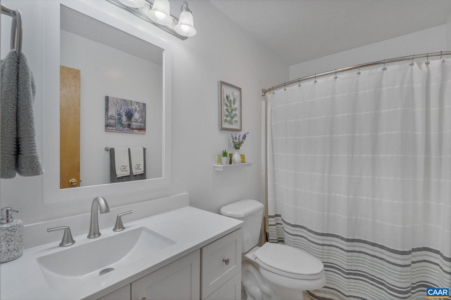 33 COLONIAL RD, PALMYRA, Virginia 22963, 3 Bedrooms Bedrooms, ,2 BathroomsBathrooms,Residential,For sale,33 COLONIAL RD,673578 MLS # 673578 33 COLONIAL RD, PALMYRA, Virginia 22963, 3 Bedrooms Bedrooms, ,2 BathroomsBathrooms,Residential,For sale,33 COLONIAL RD,673578 MLS # 673578