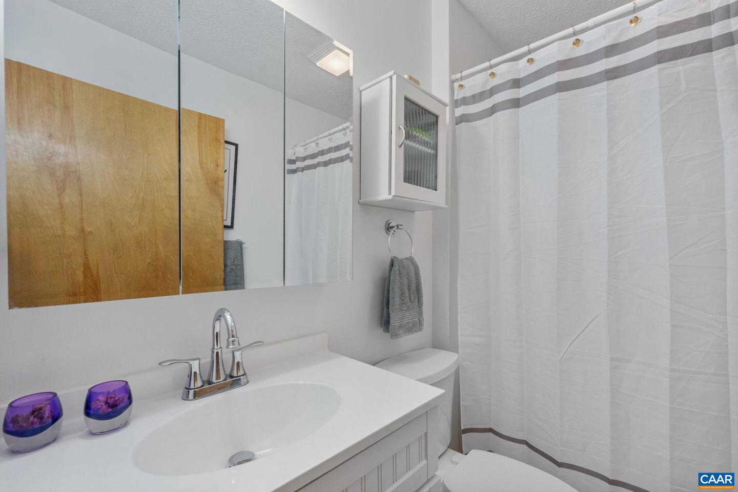 33 COLONIAL RD, PALMYRA, Virginia 22963, 3 Bedrooms Bedrooms, ,2 BathroomsBathrooms,Residential,For sale,33 COLONIAL RD,673578 MLS # 673578 33 COLONIAL RD, PALMYRA, Virginia 22963, 3 Bedrooms Bedrooms, ,2 BathroomsBathrooms,Residential,For sale,33 COLONIAL RD,673578 MLS # 673578