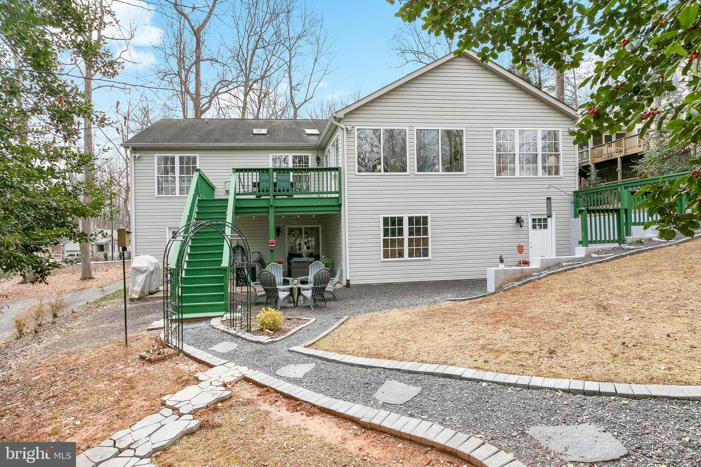 2203 LAKEVIEW PKWY, LOCUST GROVE, Virginia 22508, 4 Bedrooms Bedrooms, 18 Rooms Rooms,3 BathroomsBathrooms,Residential,For sale,2203 LAKEVIEW PKWY,VAOR2013394 MLS # VAOR2013394