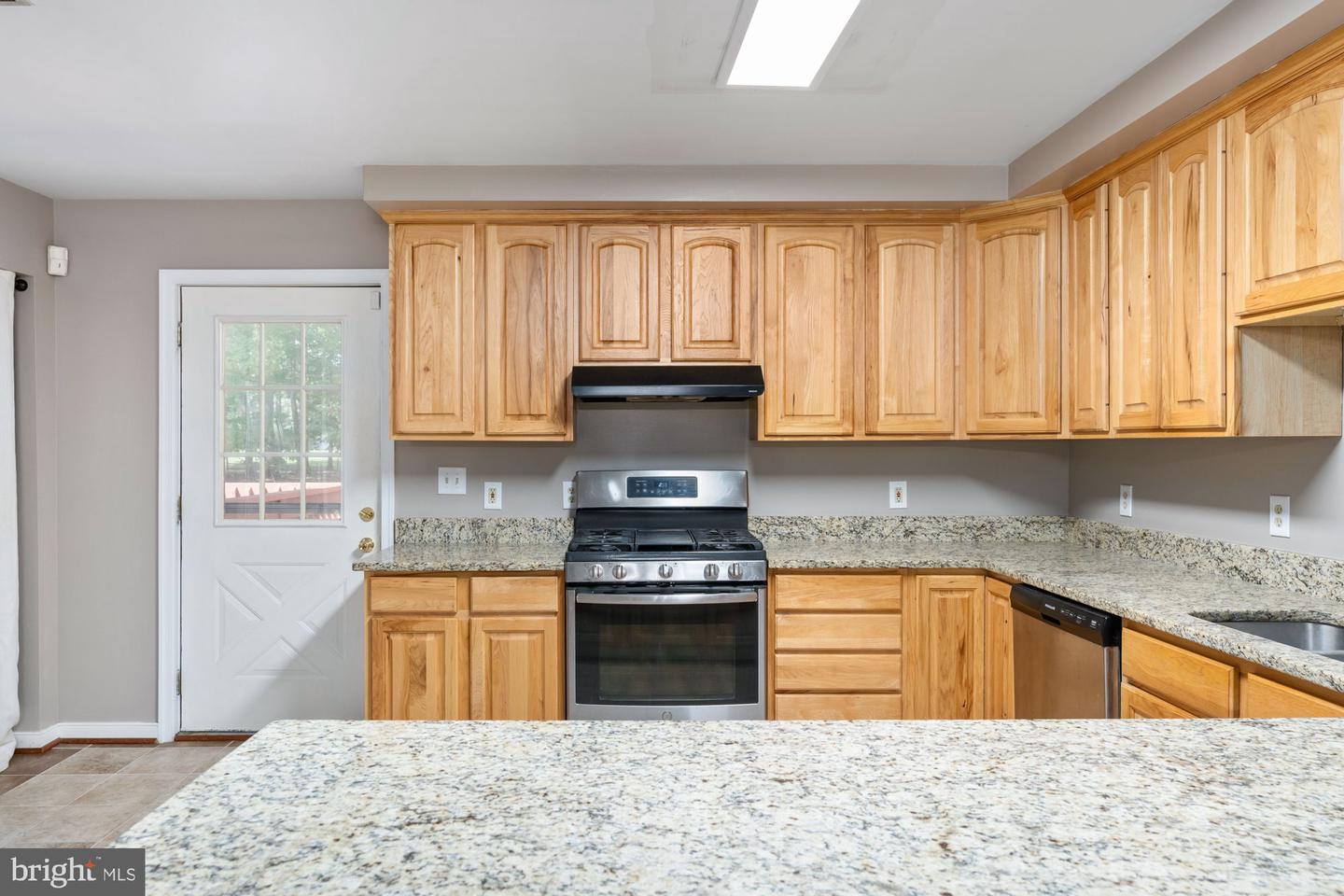 74 WOOD COVE CT, MINERAL, Virginia 23117, 5 Bedrooms Bedrooms, ,4 BathroomsBathrooms,Residential,For sale,74 WOOD COVE CT,VALA2009334 MLS # VALA2009334