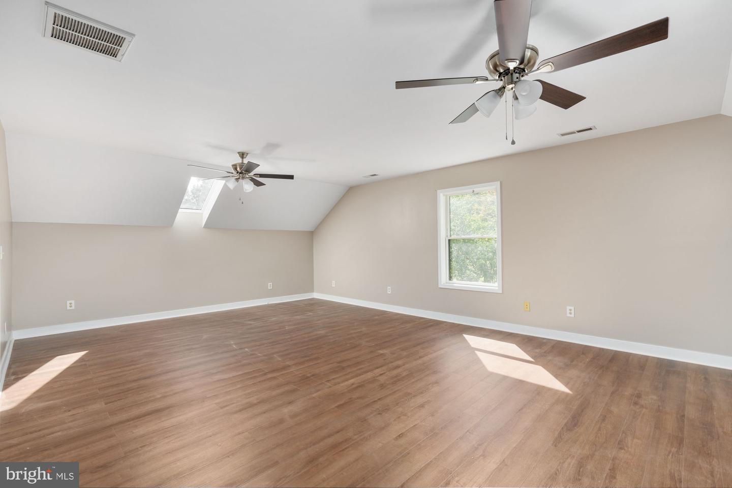 74 WOOD COVE CT, MINERAL, Virginia 23117, 5 Bedrooms Bedrooms, ,4 BathroomsBathrooms,Residential,For sale,74 WOOD COVE CT,VALA2009334 MLS # VALA2009334