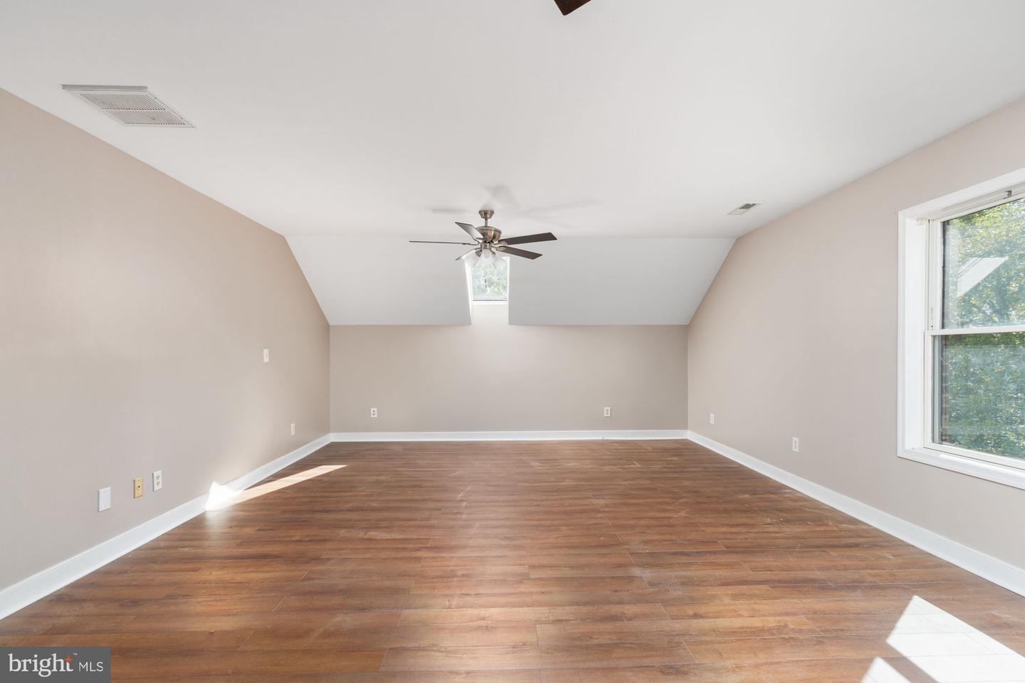 74 WOOD COVE CT, MINERAL, Virginia 23117, 5 Bedrooms Bedrooms, ,4 BathroomsBathrooms,Residential,For sale,74 WOOD COVE CT,VALA2009334 MLS # VALA2009334