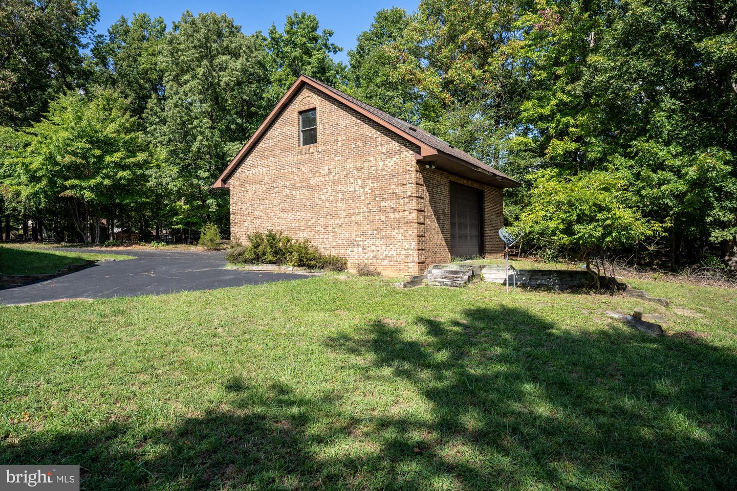 74 WOOD COVE CT, MINERAL, Virginia 23117, 5 Bedrooms Bedrooms, ,4 BathroomsBathrooms,Residential,For sale,74 WOOD COVE CT,VALA2009334 MLS # VALA2009334