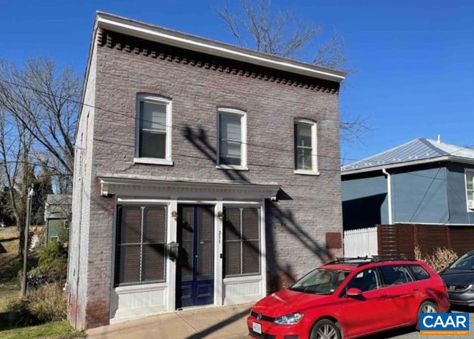 311 5TH ST SW, CHARLOTTESVILLE, Virginia 22902, 3 Bedrooms Bedrooms, ,2 BathroomsBathrooms,Residential,For sale,311 5TH ST SW,673600 MLS # 673600