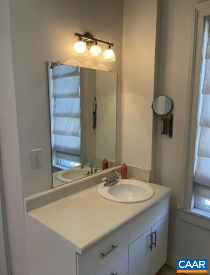 311 5TH ST SW, CHARLOTTESVILLE, Virginia 22902, 3 Bedrooms Bedrooms, ,2 BathroomsBathrooms,Residential,For sale,311 5TH ST SW,673600 MLS # 673600