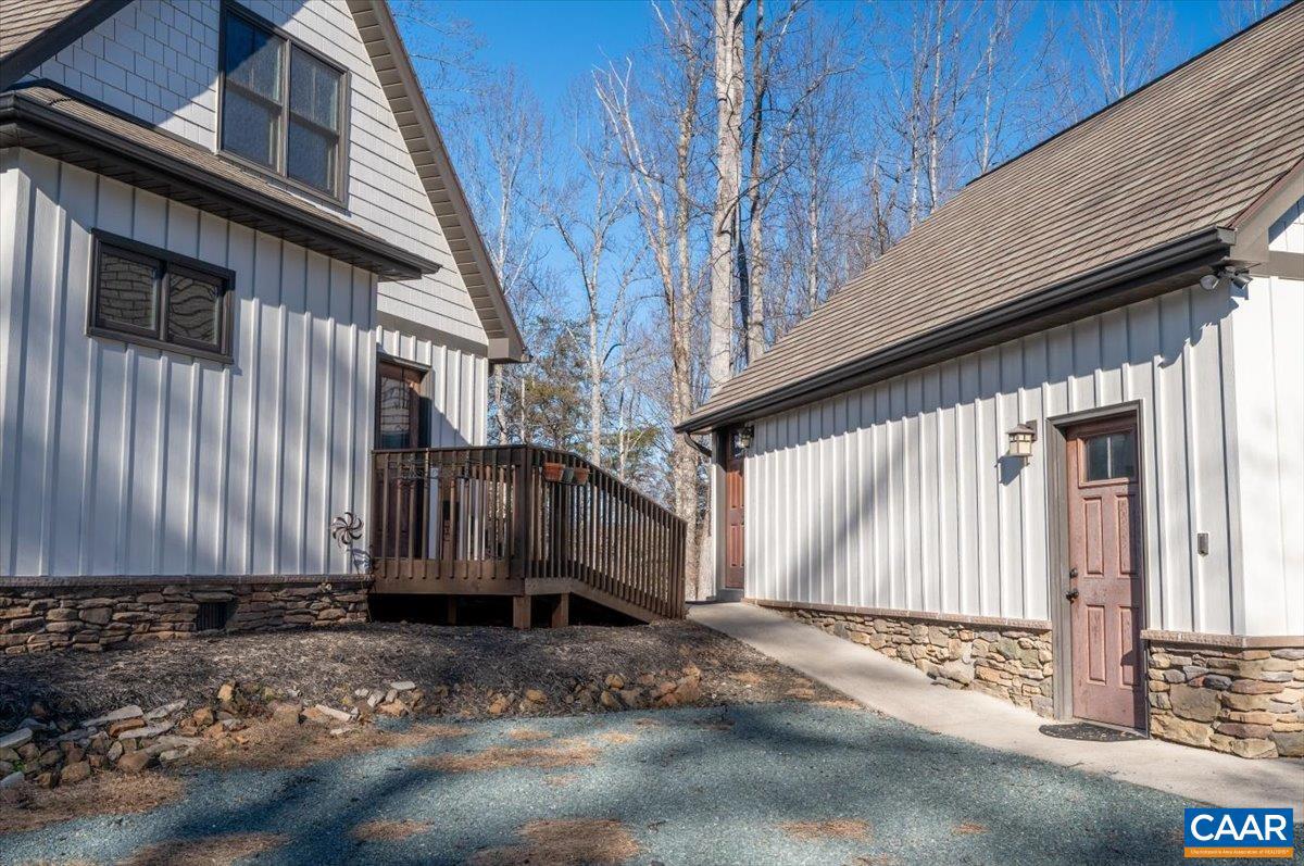 2320 MINOR MILL RD, CHARLOTTESVILLE, Virginia 22911, 3 Bedrooms Bedrooms, ,3 BathroomsBathrooms,Residential,For sale,2320 MINOR MILL RD,673602 MLS # 673602