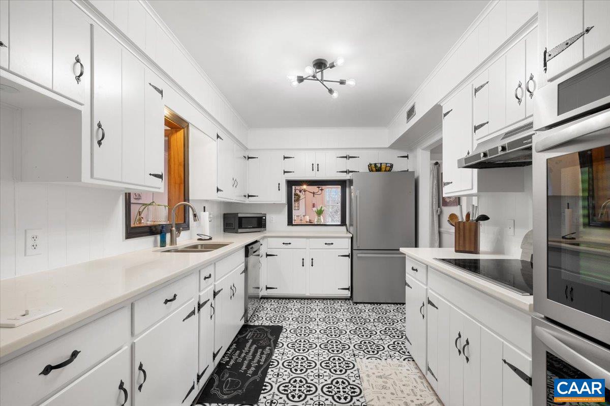 2320 MINOR MILL RD, CHARLOTTESVILLE, Virginia 22911, 3 Bedrooms Bedrooms, ,3 BathroomsBathrooms,Residential,For sale,2320 MINOR MILL RD,673602 MLS # 673602