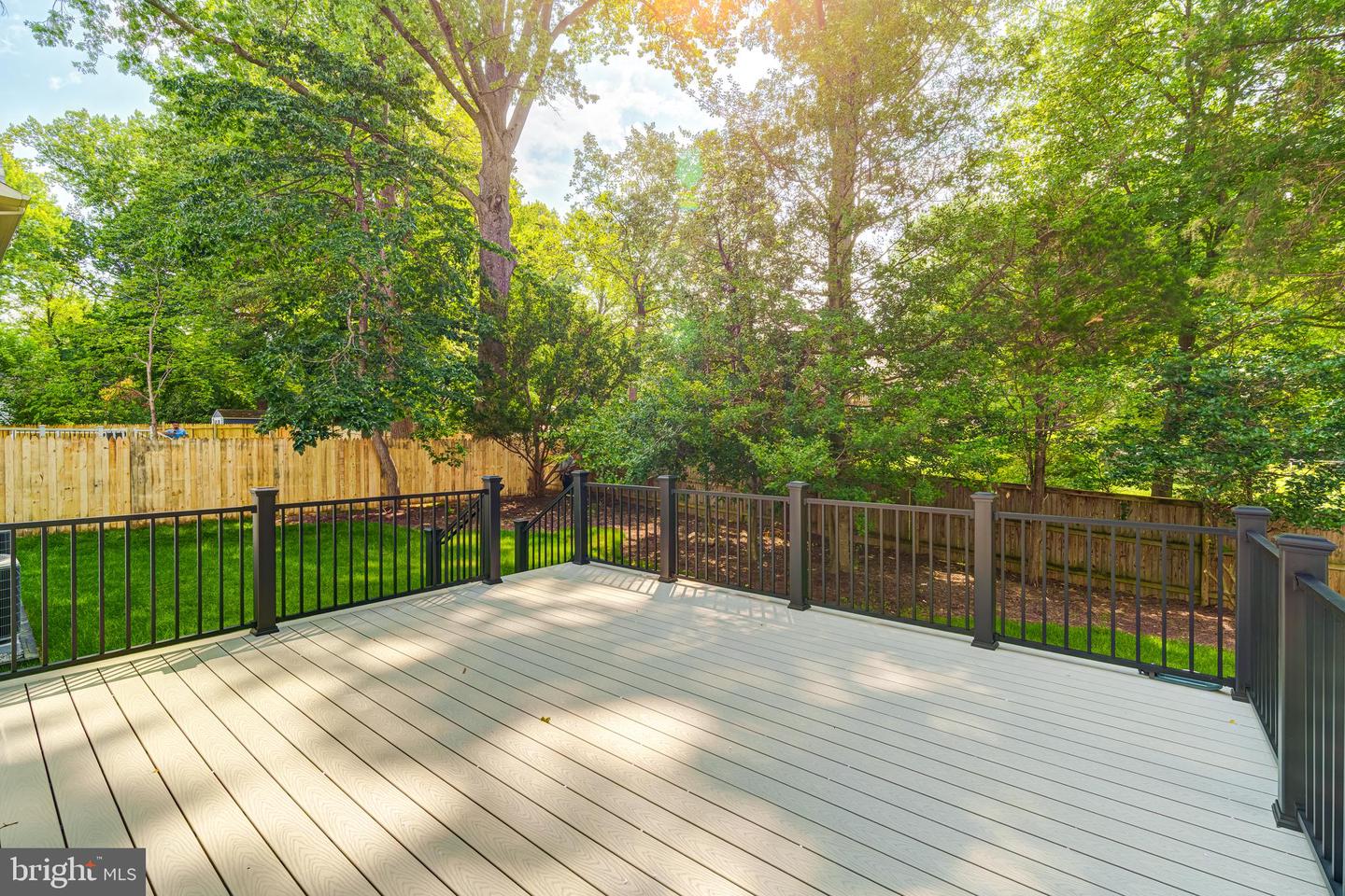 506 KINGSLEY RD SW, VIENNA, Virginia 22180, 6 Bedrooms Bedrooms, ,6 BathroomsBathrooms,Residential,For sale,506 KINGSLEY RD SW,VAFX2292504 MLS # VAFX2292504