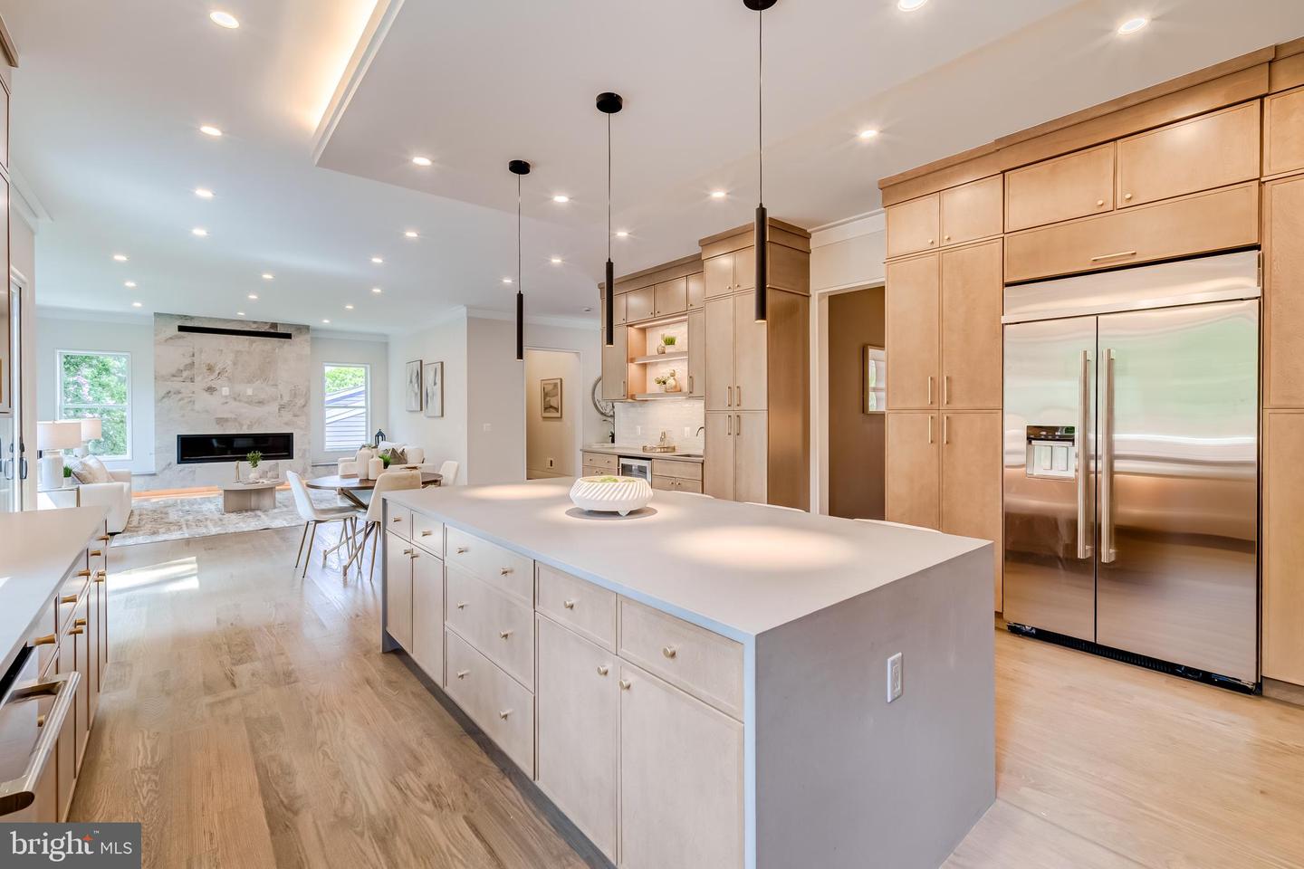 506 KINGSLEY RD SW, VIENNA, Virginia 22180, 6 Bedrooms Bedrooms, ,6 BathroomsBathrooms,Residential,For sale,506 KINGSLEY RD SW,VAFX2292504 MLS # VAFX2292504