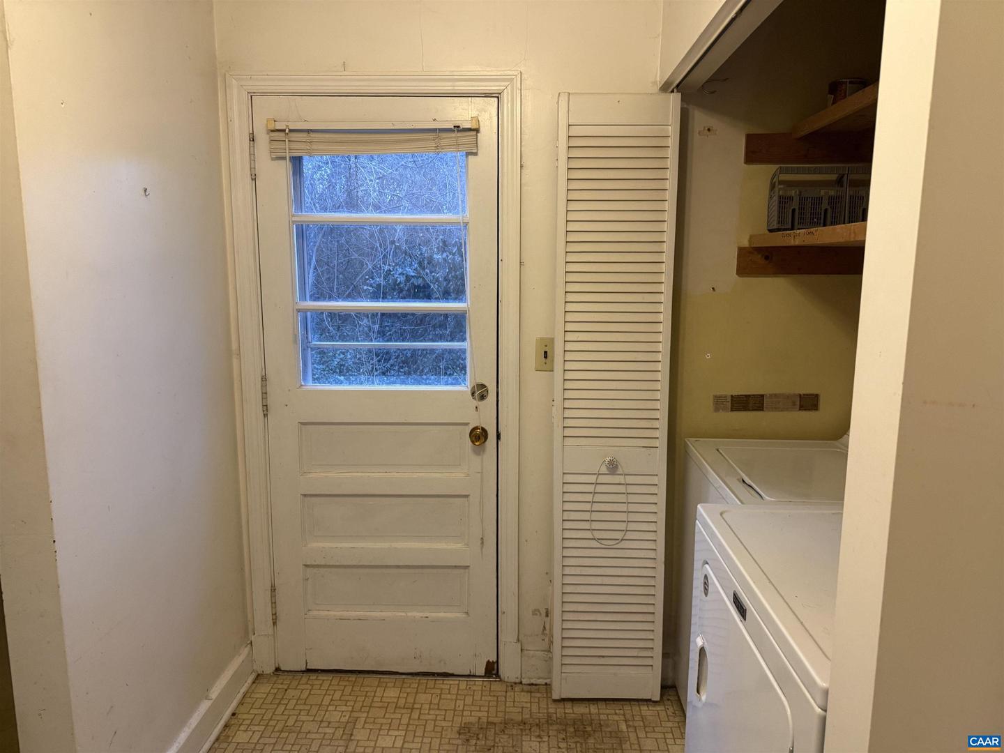 1115 EAST JEFFERSON ST, CHARLOTTESVILLE, Virginia 22902, 3 Bedrooms Bedrooms, ,1 BathroomBathrooms,Residential,For sale,1115 EAST JEFFERSON ST,673603 MLS # 673603