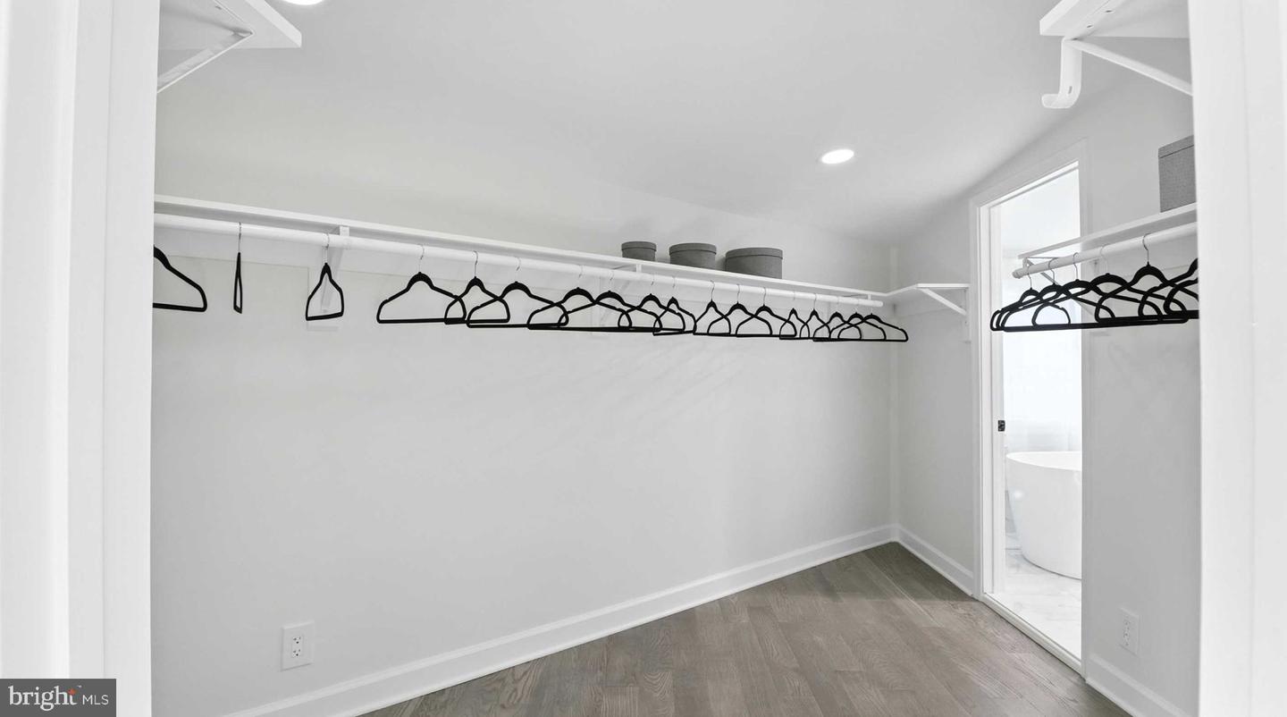 7746 16TH ST NW, WASHINGTON, District Of Columbia 20012, 7 Bedrooms Bedrooms, 26 Rooms Rooms,5 BathroomsBathrooms,Residential,For sale,7746 16TH ST NW,DCDC2247512 MLS # DCDC2247512