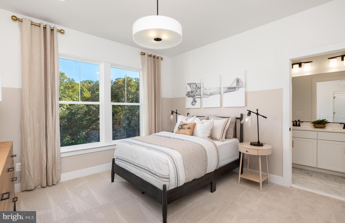 42819 EAGLE VIEW DR, LEESBURG, Virginia 20176, 5 Bedrooms Bedrooms, ,5 BathroomsBathrooms,Residential,For sale,42819 EAGLE VIEW DR,VALO2116592 MLS # VALO2116592