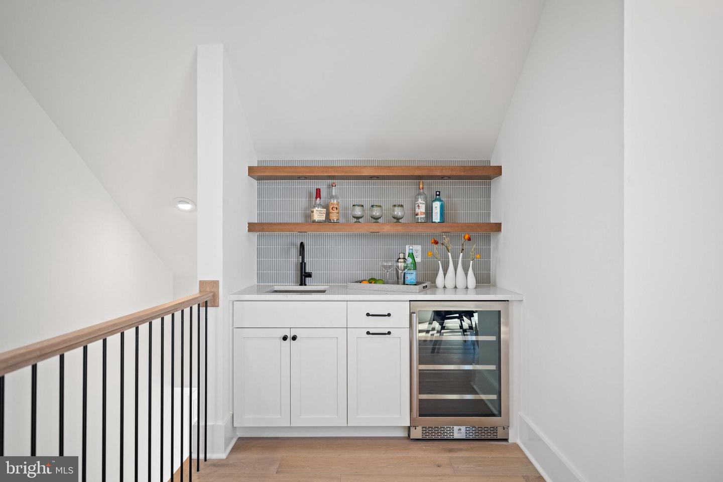 600 29TH RD S, ARLINGTON, Virginia 22202, 5 Bedrooms Bedrooms, ,5 BathroomsBathrooms,Residential,For sale,600 29TH RD S,VAAR2069222 MLS # VAAR2069222