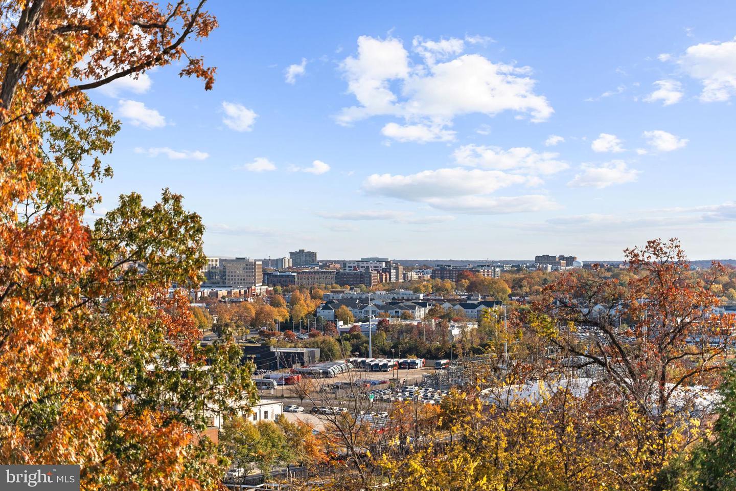 600 29TH RD S, ARLINGTON, Virginia 22202, 5 Bedrooms Bedrooms, ,5 BathroomsBathrooms,Residential,For sale,600 29TH RD S,VAAR2069222 MLS # VAAR2069222