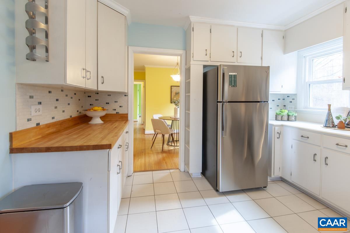 1606 GROVE RD, CHARLOTTESVILLE, Virginia 22901, 4 Bedrooms Bedrooms, ,3 BathroomsBathrooms,Residential,For sale,1606 GROVE RD,673608 MLS # 673608 1606 GROVE RD, CHARLOTTESVILLE, Virginia 22901, 4 Bedrooms Bedrooms, ,3 BathroomsBathrooms,Residential,For sale,1606 GROVE RD,673608 MLS # 673608