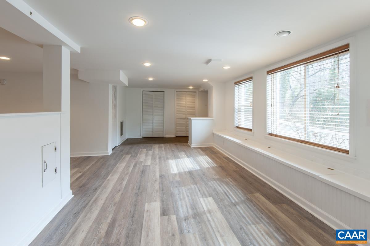 1606 GROVE RD, CHARLOTTESVILLE, Virginia 22901, 4 Bedrooms Bedrooms, ,3 BathroomsBathrooms,Residential,For sale,1606 GROVE RD,673608 MLS # 673608 1606 GROVE RD, CHARLOTTESVILLE, Virginia 22901, 4 Bedrooms Bedrooms, ,3 BathroomsBathrooms,Residential,For sale,1606 GROVE RD,673608 MLS # 673608