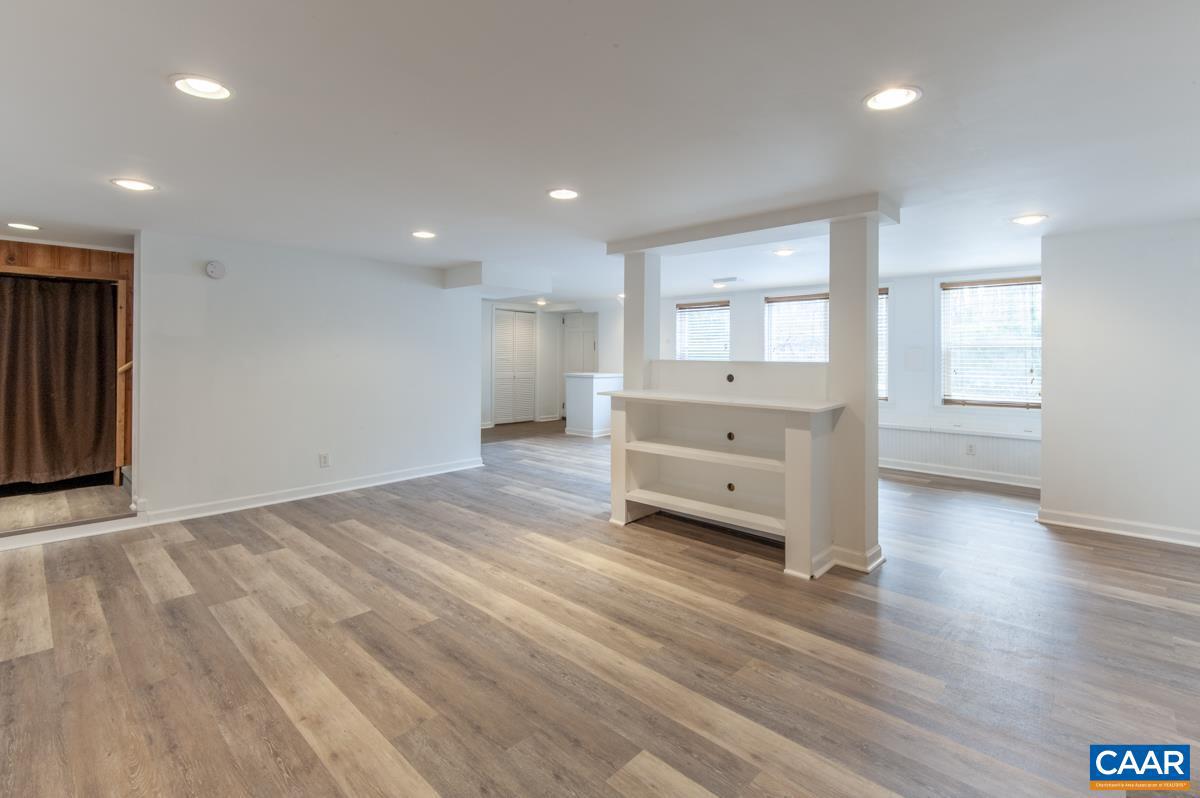 1606 GROVE RD, CHARLOTTESVILLE, Virginia 22901, 4 Bedrooms Bedrooms, ,3 BathroomsBathrooms,Residential,For sale,1606 GROVE RD,673608 MLS # 673608 1606 GROVE RD, CHARLOTTESVILLE, Virginia 22901, 4 Bedrooms Bedrooms, ,3 BathroomsBathrooms,Residential,For sale,1606 GROVE RD,673608 MLS # 673608