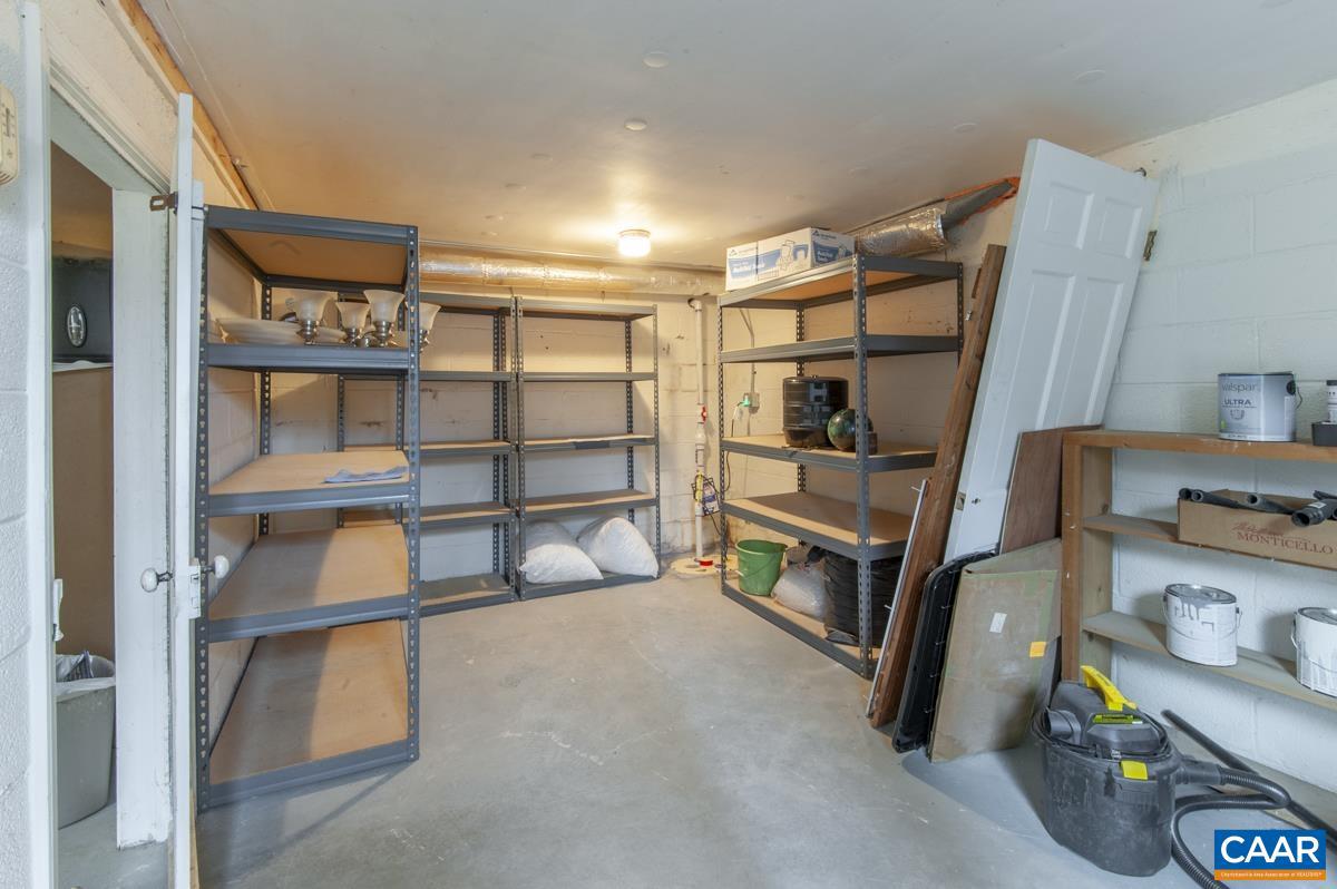 1606 GROVE RD, CHARLOTTESVILLE, Virginia 22901, 4 Bedrooms Bedrooms, ,3 BathroomsBathrooms,Residential,For sale,1606 GROVE RD,673608 MLS # 673608 1606 GROVE RD, CHARLOTTESVILLE, Virginia 22901, 4 Bedrooms Bedrooms, ,3 BathroomsBathrooms,Residential,For sale,1606 GROVE RD,673608 MLS # 673608