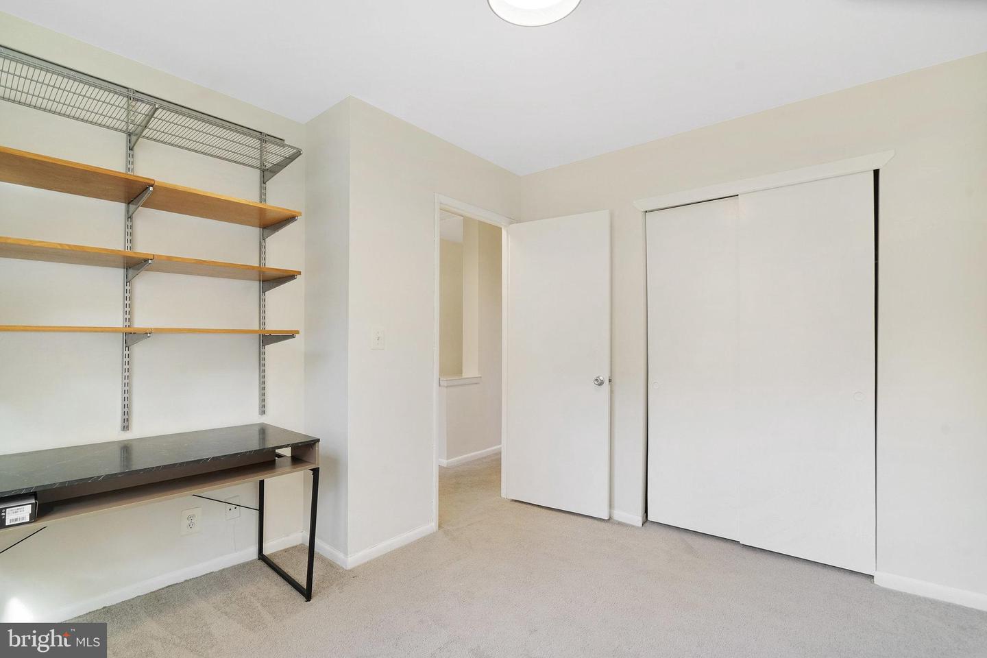 4614-B 28TH RD S #B, ARLINGTON, Virginia 22206, 2 Bedrooms Bedrooms, 5 Rooms Rooms,1 BathroomBathrooms,Residential,For sale,4614-B 28TH RD S #B,VAAR2069224 MLS # VAAR2069224