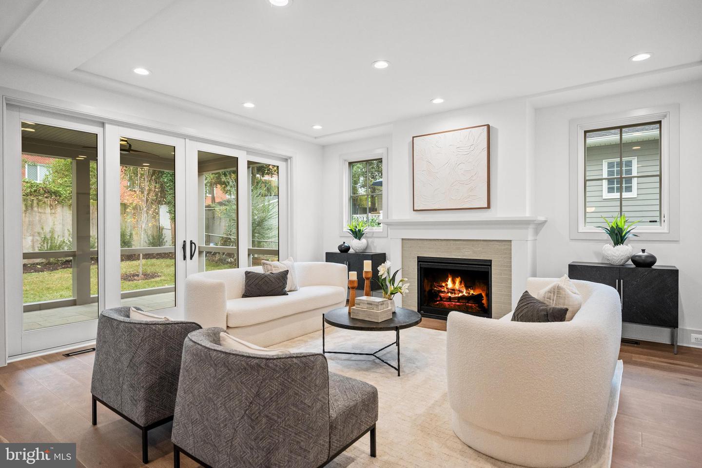 2133 N OAKLAND ST, ARLINGTON, Virginia 22207, 4 Bedrooms Bedrooms, ,4 BathroomsBathrooms,Residential,For sale,2133 N OAKLAND ST,VAAR2069226 MLS # VAAR2069226