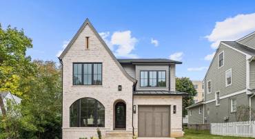 2133 N OAKLAND ST, ARLINGTON, Virginia 22207, 4 Bedrooms Bedrooms, ,4 BathroomsBathrooms,Residential,For sale,2133 N OAKLAND ST,VAAR2069226 MLS # VAAR2069226