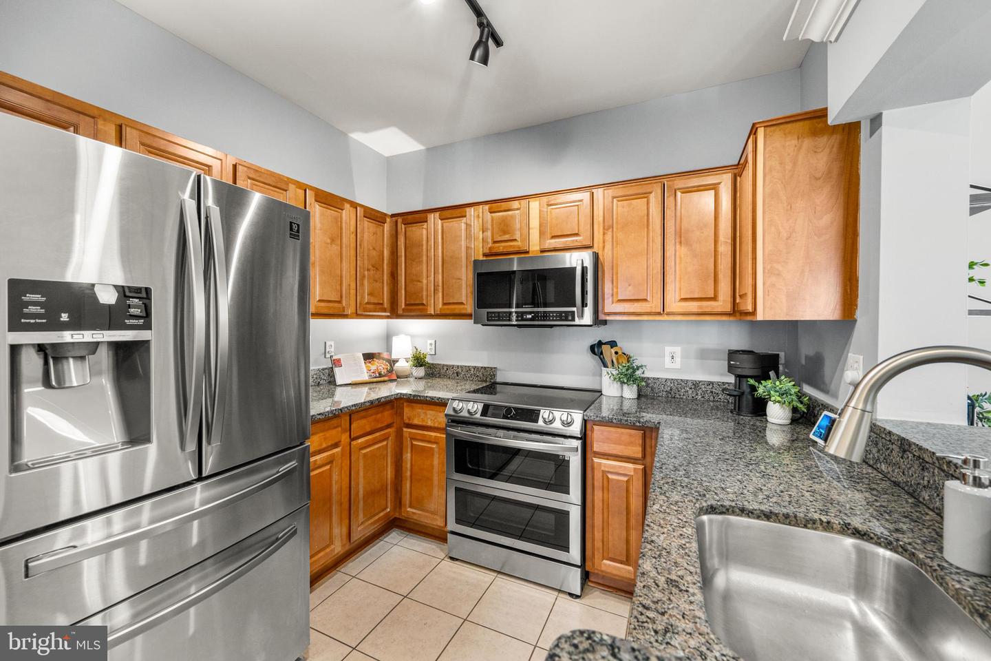 4551 STRUTFIELD LN #4303, ALEXANDRIA, Virginia 22311, 2 Bedrooms Bedrooms, ,2 BathroomsBathrooms,Residential,For sale,4551 STRUTFIELD LN #4303,VAAX2054442 MLS # VAAX2054442