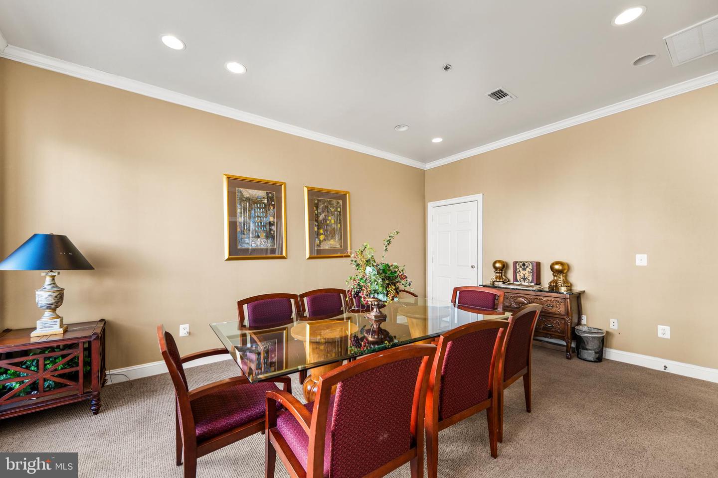 4551 STRUTFIELD LN #4303, ALEXANDRIA, Virginia 22311, 2 Bedrooms Bedrooms, ,2 BathroomsBathrooms,Residential,For sale,4551 STRUTFIELD LN #4303,VAAX2054442 MLS # VAAX2054442