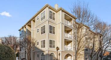 4551 STRUTFIELD LN #4303, ALEXANDRIA, Virginia 22311, 2 Bedrooms Bedrooms, ,2 BathroomsBathrooms,Residential,For sale,4551 STRUTFIELD LN #4303,VAAX2054442 MLS # VAAX2054442