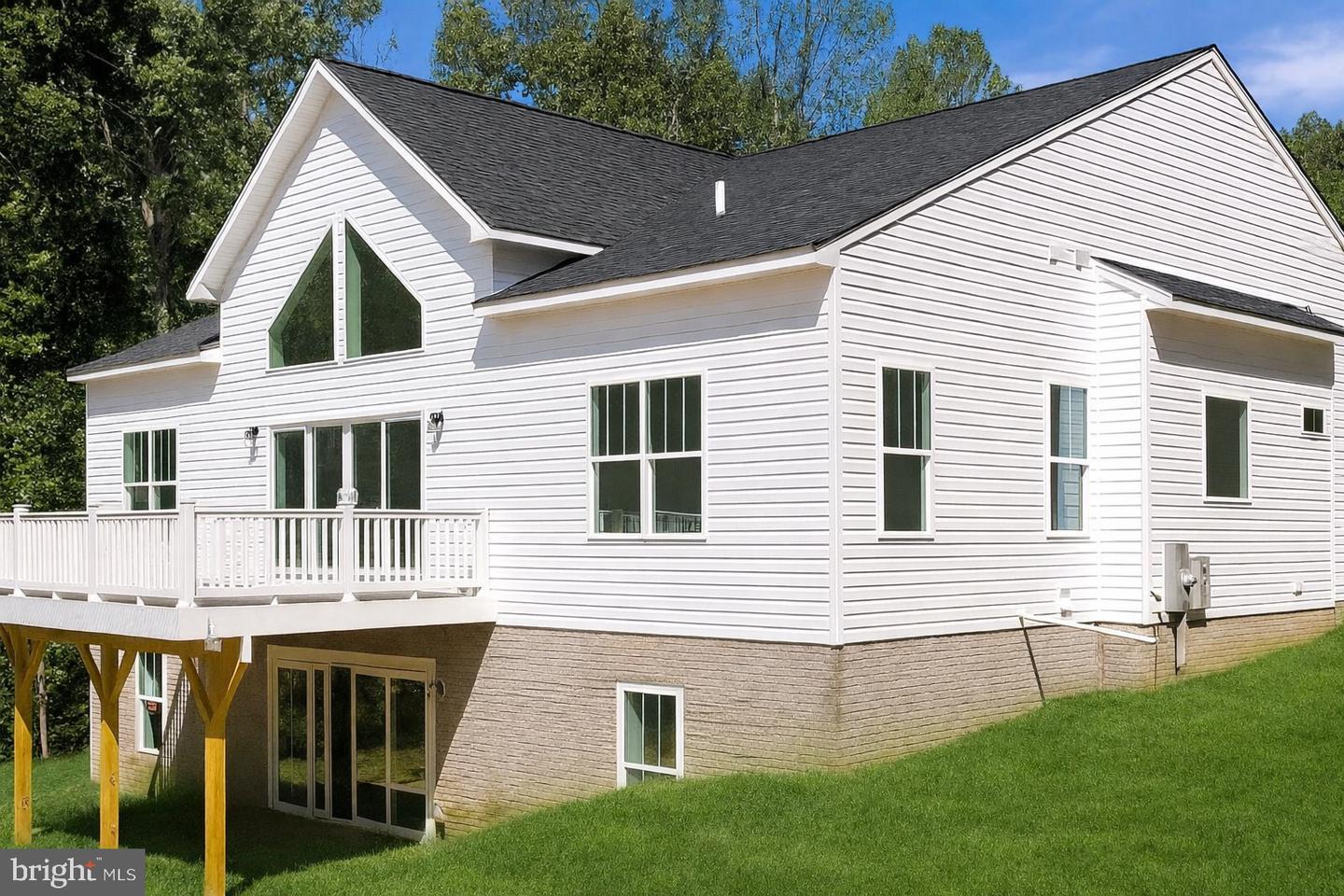 26700 DANIELS POINT DR, UNIONVILLE, Virginia 22567, 4 Bedrooms Bedrooms, ,3 BathroomsBathrooms,Residential,For sale,26700 DANIELS POINT DR,VAOR2013404 MLS # VAOR2013404