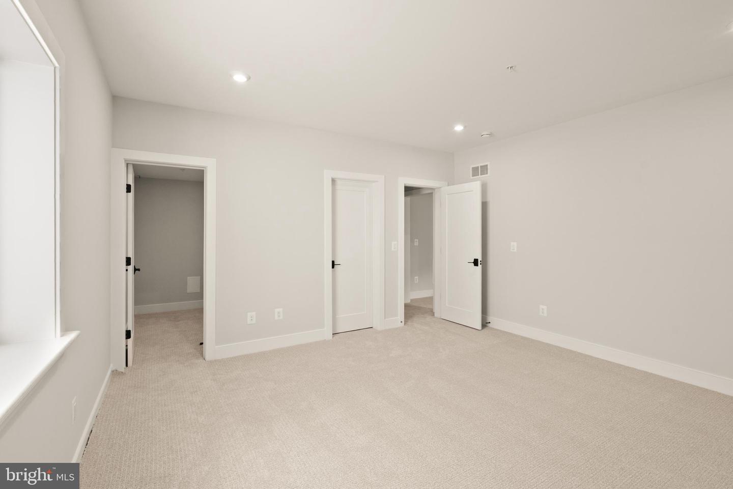 16043 KEYMER HILL CT, HAMILTON, Virginia 20158, 5 Bedrooms Bedrooms, ,5 BathroomsBathrooms,Residential,For sale,16043 KEYMER HILL CT,VALO2116596 MLS # VALO2116596