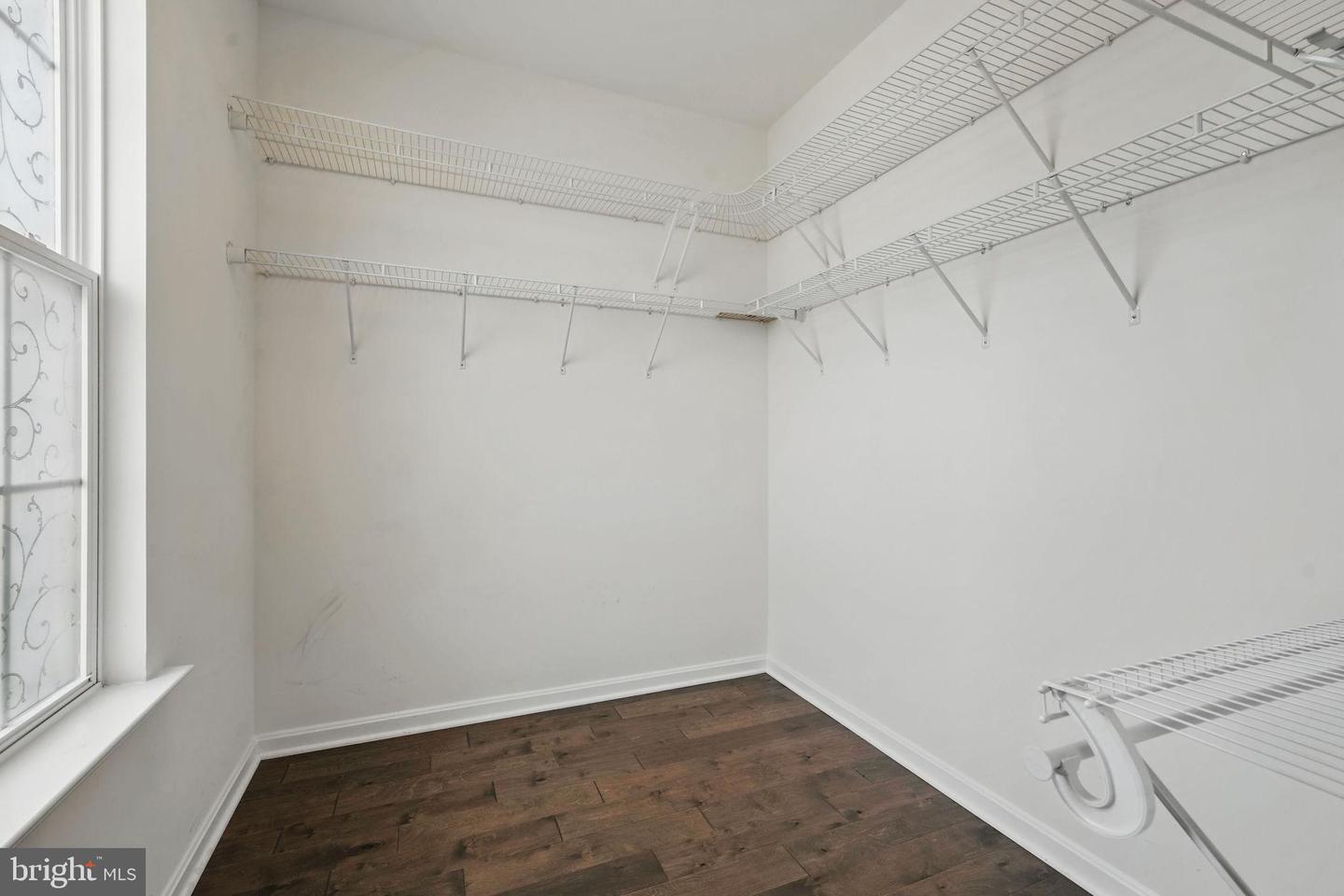 43837 KINGSTON STATION TER, ASHBURN, Virginia 20148, 3 Bedrooms Bedrooms, ,2 BathroomsBathrooms,Residential,For sale,43837 KINGSTON STATION TER,VALO2116598 MLS # VALO2116598