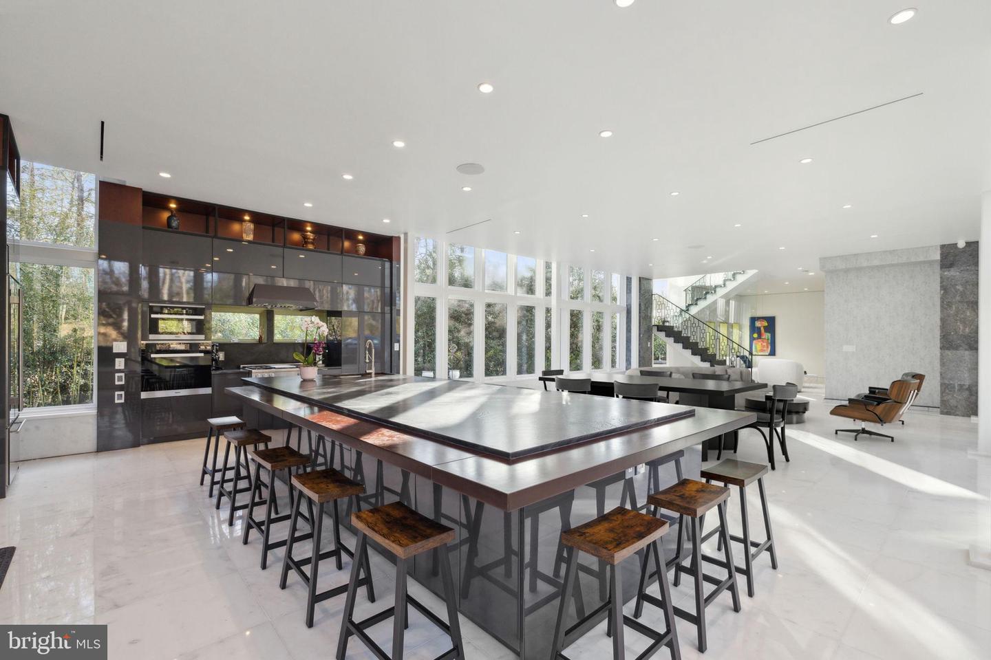 6304 OLD DOMINION DR, MCLEAN, Virginia 22101, 5 Bedrooms Bedrooms, ,4 BathroomsBathrooms,Residential,For sale,6304 OLD DOMINION DR,VAFX2229924 MLS # VAFX2229924