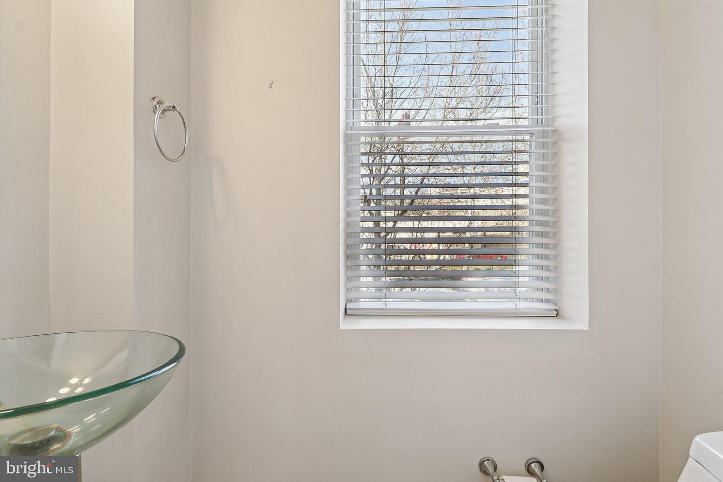 1409 G ST NE #2, WASHINGTON, District Of Columbia 20002, 3 Bedrooms Bedrooms, ,2 BathroomsBathrooms,Residential,For sale,1409 G ST NE #2,DCDC2213834 MLS # DCDC2213834 1409 G ST NE #2, WASHINGTON, District Of Columbia 20002, 3 Bedrooms Bedrooms, ,2 BathroomsBathrooms,Residential,For sale,1409 G ST NE #2,DCDC2213834 MLS # DCDC2213834