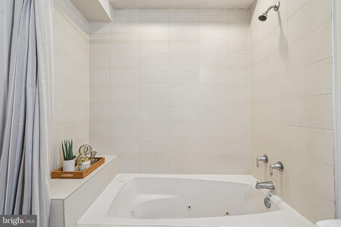 1409 G ST NE #2, WASHINGTON, District Of Columbia 20002, 3 Bedrooms Bedrooms, ,2 BathroomsBathrooms,Residential,For sale,1409 G ST NE #2,DCDC2213834 MLS # DCDC2213834 1409 G ST NE #2, WASHINGTON, District Of Columbia 20002, 3 Bedrooms Bedrooms, ,2 BathroomsBathrooms,Residential,For sale,1409 G ST NE #2,DCDC2213834 MLS # DCDC2213834