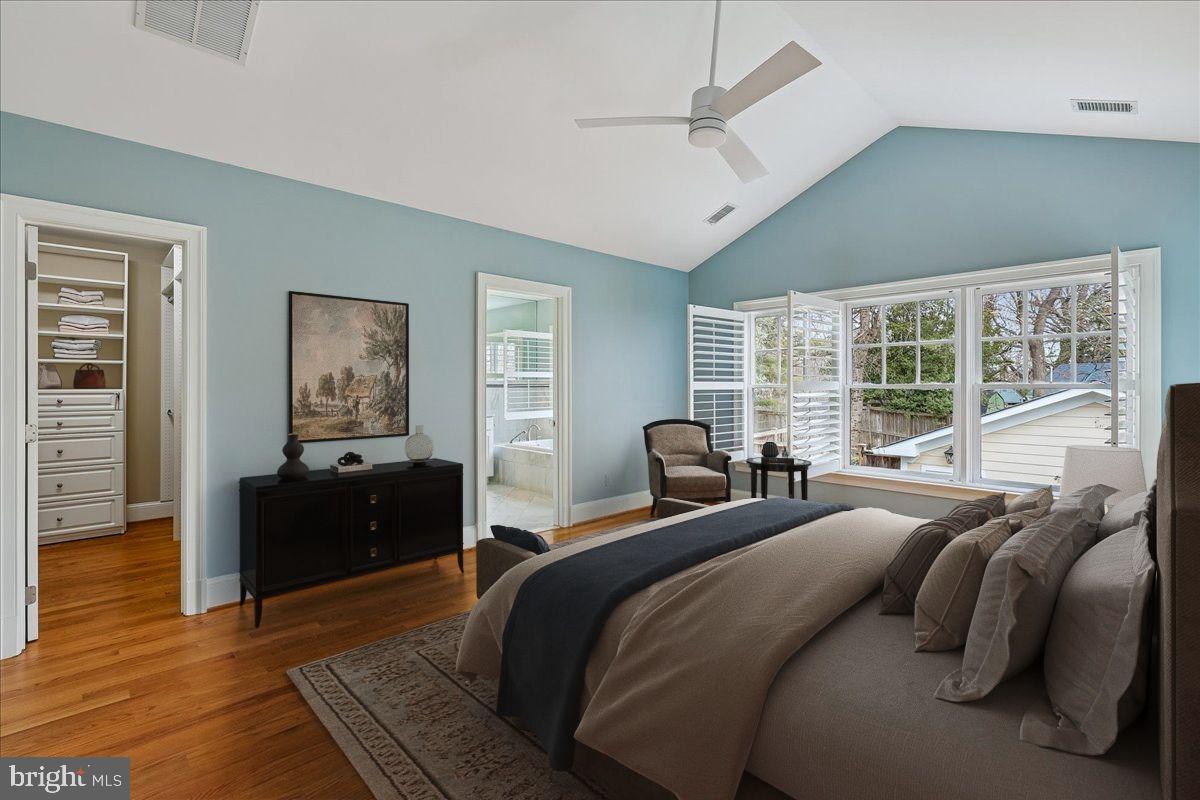 5601 BROAD BRANCH RD NW, WASHINGTON, District Of Columbia 20015, 5 Bedrooms Bedrooms, ,4 BathroomsBathrooms,Residential,For sale,5601 BROAD BRANCH RD NW,DCDC2225100 MLS # DCDC2225100