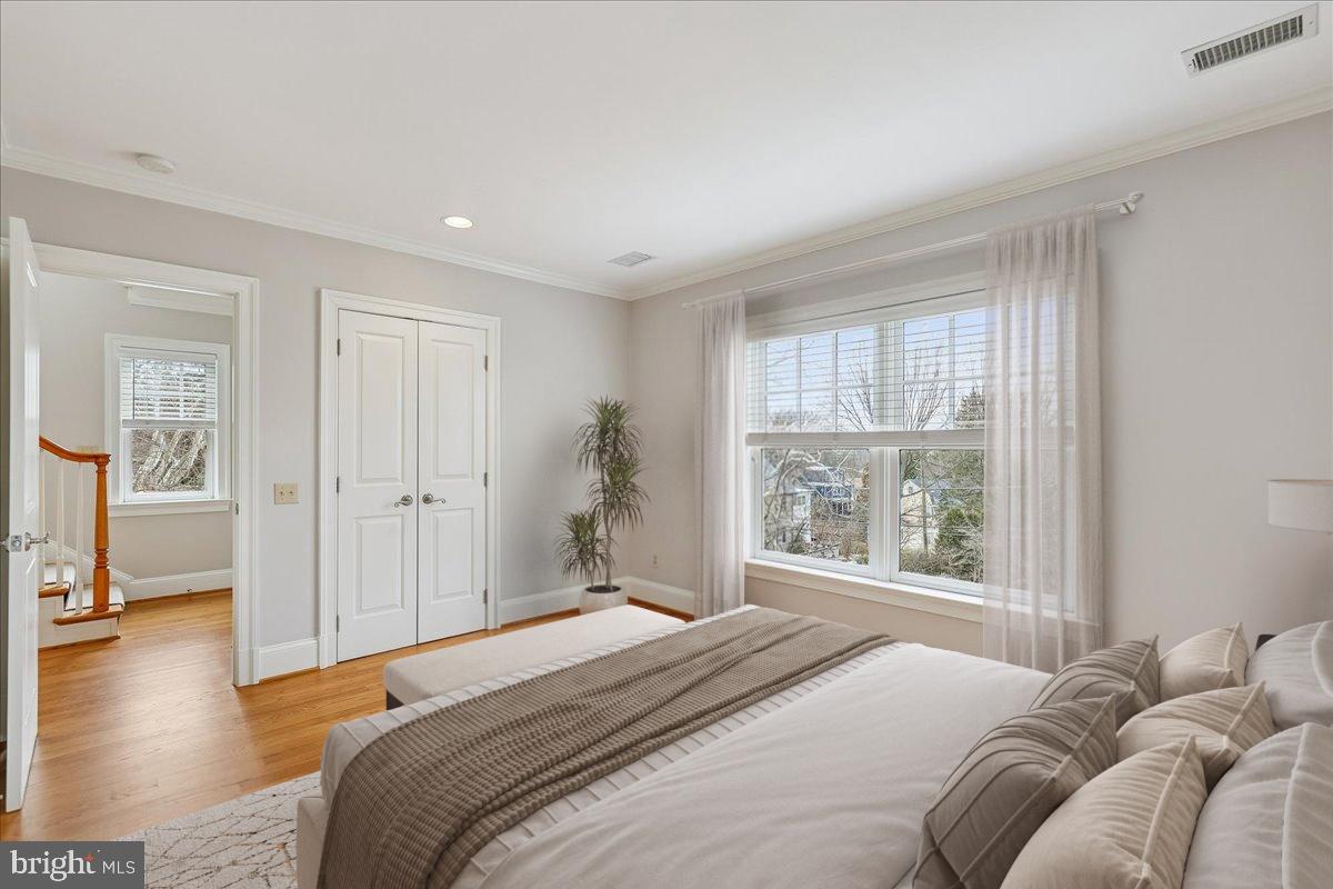 5601 BROAD BRANCH RD NW, WASHINGTON, District Of Columbia 20015, 5 Bedrooms Bedrooms, ,4 BathroomsBathrooms,Residential,For sale,5601 BROAD BRANCH RD NW,DCDC2225100 MLS # DCDC2225100