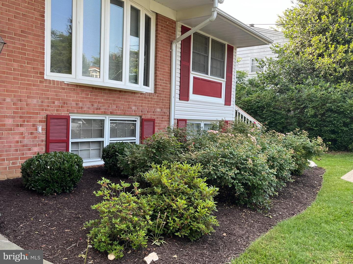 6009 JENNINGS LN, SPRINGFIELD, Virginia 22150, 6 Bedrooms Bedrooms, ,3 BathroomsBathrooms,Residential,For sale,6009 JENNINGS LN,VAFX2276018 MLS # VAFX2276018 6009 JENNINGS LN, SPRINGFIELD, Virginia 22150, 6 Bedrooms Bedrooms, ,3 BathroomsBathrooms,Residential,For sale,6009 JENNINGS LN,VAFX2276018 MLS # VAFX2276018