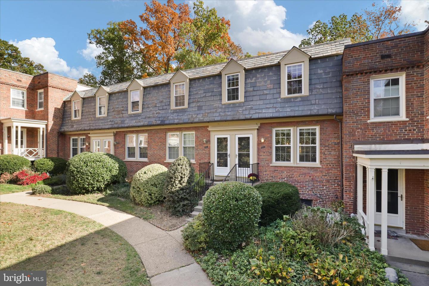 1401 S BARTON ST #231, ARLINGTON, Virginia 22204, 1 Bedroom Bedrooms, ,1 BathroomBathrooms,Residential,For sale,1401 S BARTON ST #231,VAAR2065656 MLS # VAAR2065656