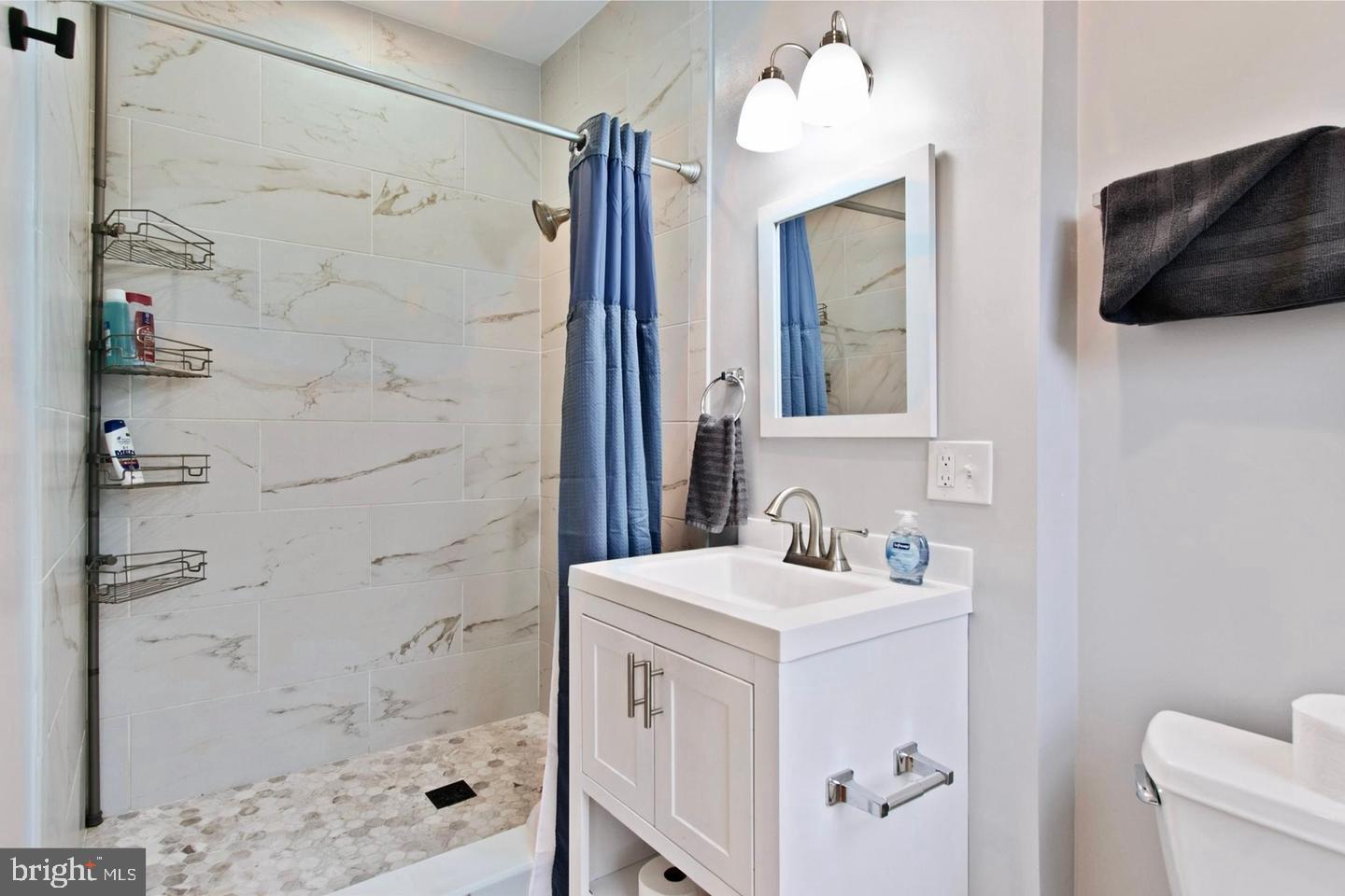 1004 11TH ST NE, WASHINGTON, District Of Columbia 20002, 4 Bedrooms Bedrooms, ,3 BathroomsBathrooms,Residential,For sale,1004 11TH ST NE,DCDC2230472 MLS # DCDC2230472